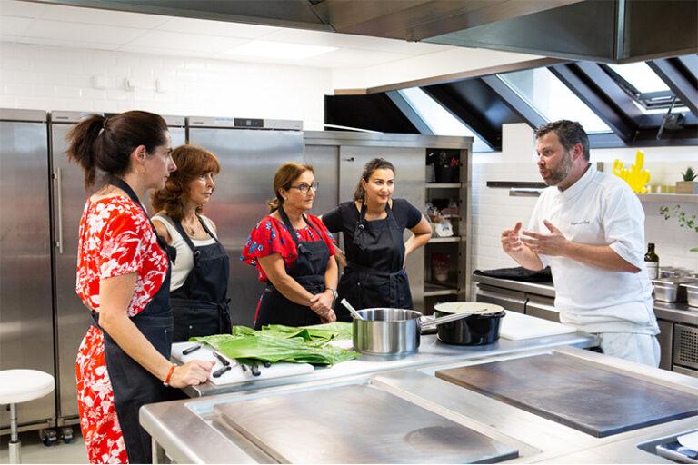 Stéphane Colé, le chef qui tutoie les étoiles de la gastronomie, s’installe à l’Institut Rafaël.